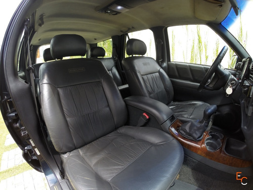 Gm - Chevrolet Blazer 4.3 Executive 4x2 V6 2000