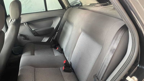Imagem 6 de 9 de Volkswagen Gol 1.0 G4 Trend 8v Flex 4p Manual 2014