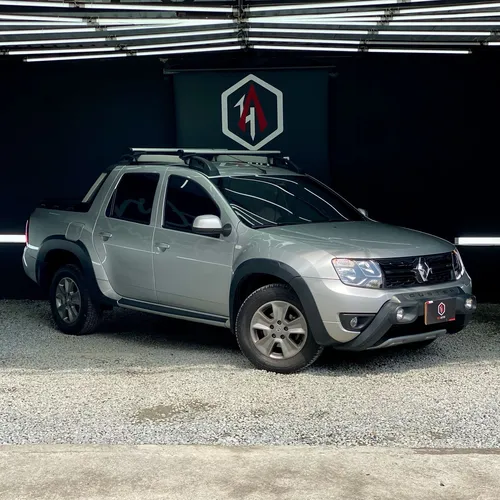Renault Duster Oroch 2.0 Intens