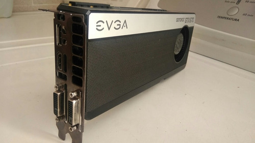 Imagen 3 de 6 de Tarjeta De Vídeo Evga Gtx 670 2gb Para Reparar Da Vídeo!