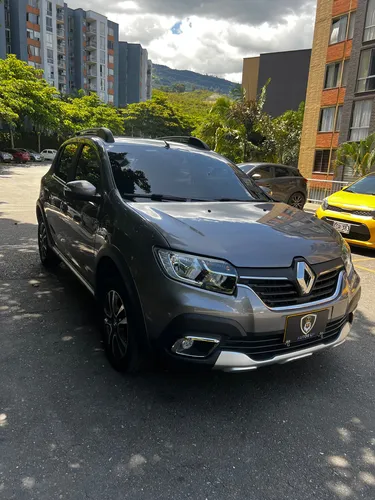 Renault Stepway 1.6 Intense Automática