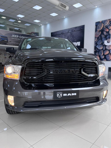 RAM 1500 5.7 Laramie Nigth Edition