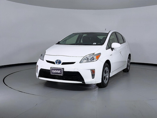 Toyota Prius 1.8 HYBRID BASE