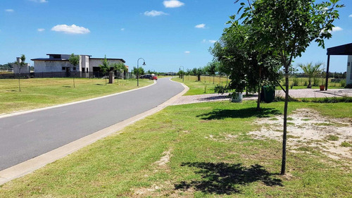 Imagen 12 de 21 de Lote En Venta Interno De 780m2 En B° Náutico El Naudir