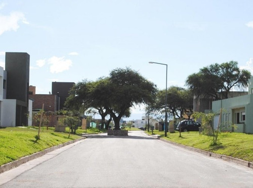 Imagen 2 de 9 de Venta De Lote En 7 Soles Zona Parterres!!