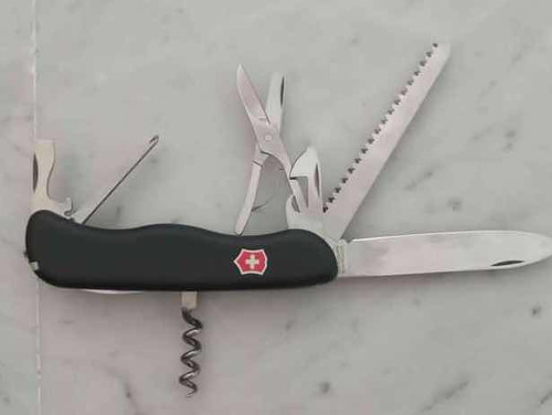 Victorinox Outrider Grande Negra 