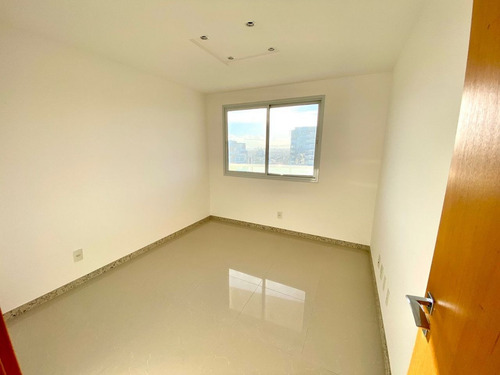 Imagem 15 de 27 de Apartamento Com 3 Quartos Para Comprar No Praia Da Costa Em Vila Velha/es - 19