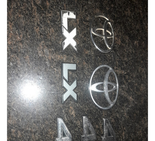 Emblemas Compuerta Trasera Serie80 Toyota Autana Burbuja 