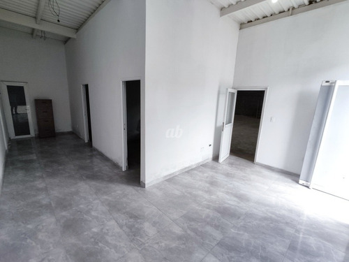 Imagen 8 de 12 de Galpón En Venta Aerocentro Centro Empresarial Barcelona