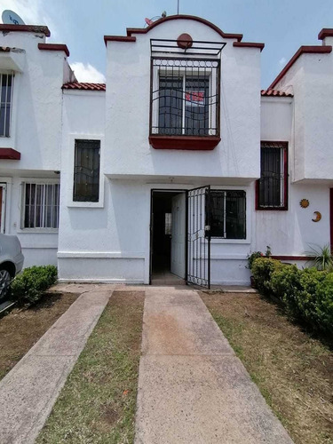 Imagen 2 de 10 de Hermosa Casita Con Gran Potencial En Colonia Miraflores