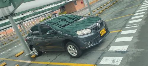 Renault Logan 1.6 Authentique
