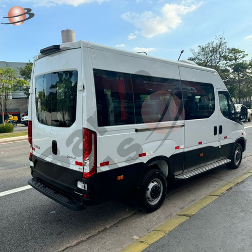 Iveco Daily Furgão 3.0 55-180 3520L H2 5P