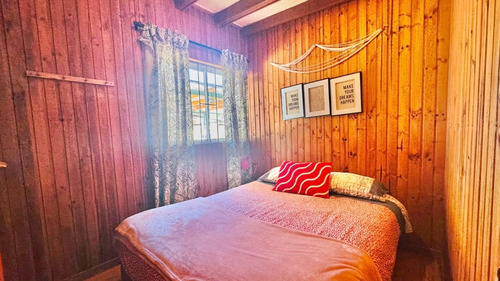 Casa En Laguna De Zapallar En Venta, A Pasos De La Playa