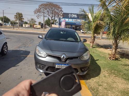 Imagem 6 de 10 de Renault Fluence 2011 2.0 Dynamique Hi-flex 4p
