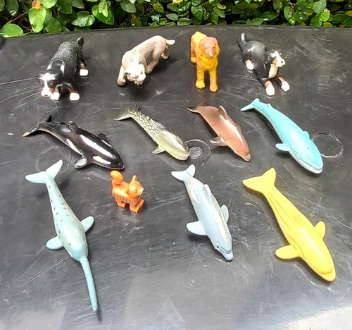 Lote 70 Mini Brinquedos Diversos - Personagens, Soldadinhos (Usado)