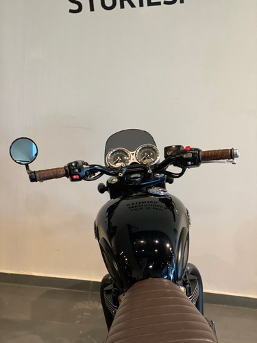 Triumph Bonneville T120 Black