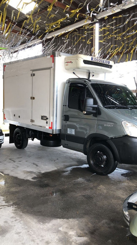 Imagem 1 de 15 de Iveco Daily 35s14 Chassi Cabine Turbo Intercooler 2013
