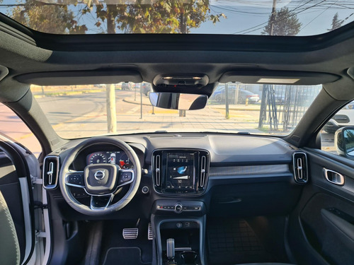 Volvo XC40 1.5 T5 PHEV R-Design Recharge Auto