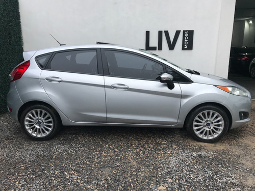 Imagen 16 de 25 de Ford Fiesta Se Plus 1.6 Año 2014 - Liv Motors