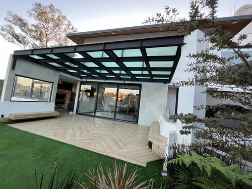 Dos Casas Remodeladas, Gran Vista, Mejor Zona De Bosques.