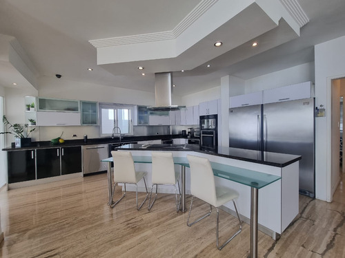 Imagen 12 de 30 de Casa Quinta En Venta 440m2 De Construcción Los Samanes Baruta Caracas