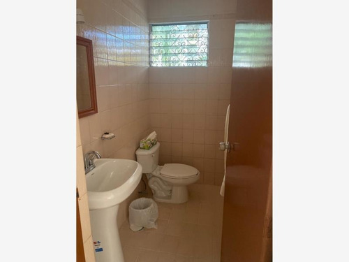 Imagen 8 de 12 de Casa Sola En Renta Merida Centro