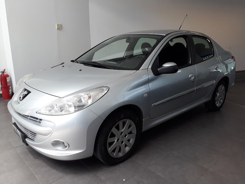 Peugeot 207 Xt Hdi 2013 Manual Panamer