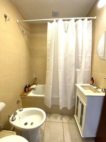 Casa Nueva, Moderna, Amplia, Súper Equipada Para Disfrutar Full H/5 Huéspedes. 2 Dormitorios, Jardín, Rincón De Agua, Parrilla, Cochera. Buen Wifi Y Servicio De Blancos. Enjoy Colon, Entre Ríos