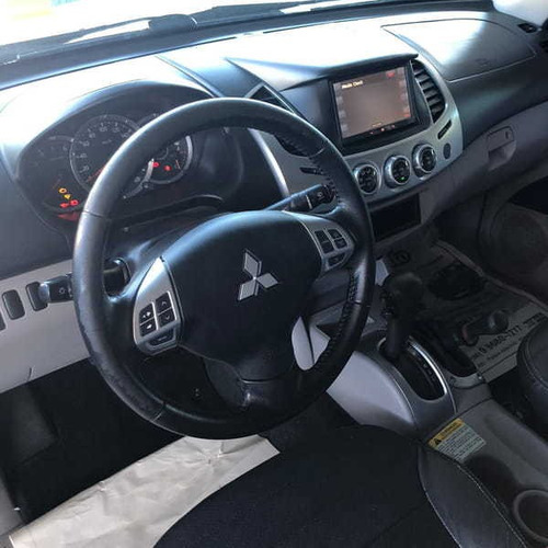 Imagem 5 de 10 de Mitsubishi L200 Triton 3.2 D 2013