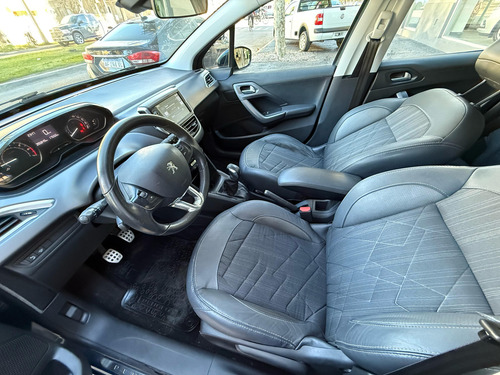 Peugeot 208 1.6 Feline Pack Cuir