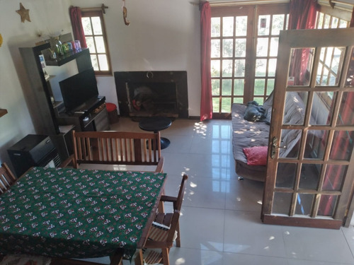 Imagen 6 de 15 de Casa Con Piscina Climatizada Con Bomba De Calor Y Paneles S