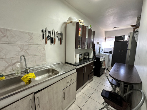 Ñuñoa, Villa Los Jardines, Metro Grecia