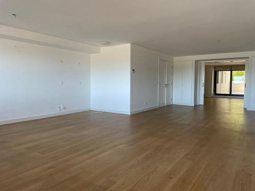 Imagen 28 de 30 de Departamento - Puerto Buceo- 3 Dorm Y Servicio Completo- 3 Gges Con Renta