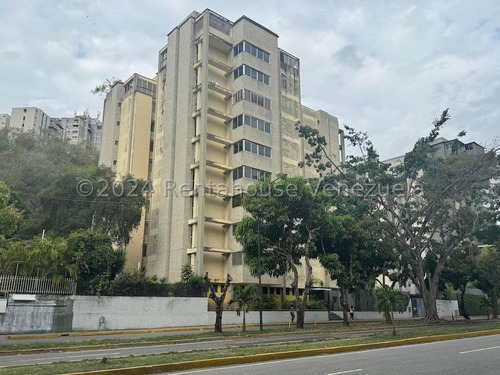 Apartamento En Alquiler En Urb. El Cafetal, Caracas. 24-22209 Yf