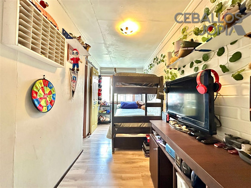 Casa En Venta De 2 Dorm. En Villa Alemana