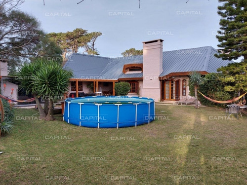 Muy Buena Casa En Venta En Zona De Colegios, Punta Del Este- Ref: 24857