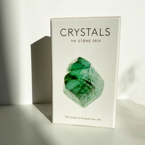 Oráculo De Los Cristales/ Rystals The Stone Deck (en Inglés)