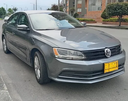 Volkswagen Jetta 2.0 Gli 211 hp