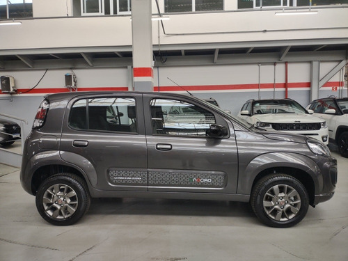 Imagem 4 de 15 de Fiat Uno 1.0 Attractive Flex 21/2021 Série Especial Ciao