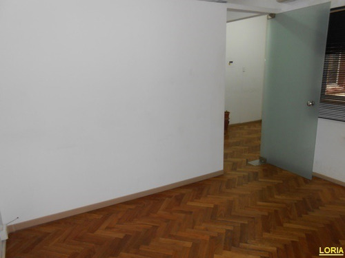 Oficina En Venta - Oportunidad - Excelente Ubicacion.-