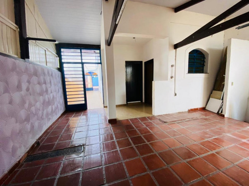 Casa Comercial Para Locação Em Embu Das Artes, Centro, 3 Dormitórios, 1 Suíte, 3 Banheiros, 3 Vagas - 591_2-1160946