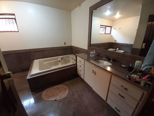 Imagem 25 de 30 de Casa Terrea À Venda - 4 Quartos - Móveis Podem Ser Negociados - Próxima Da Maringá - Champagnat, Londrina, Pr - Pr - Ca1344_gprdo