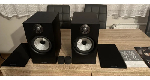 Caixa Acústica B&w 606 S Anniversary Edition Par Gloss Black Preto (Usado)