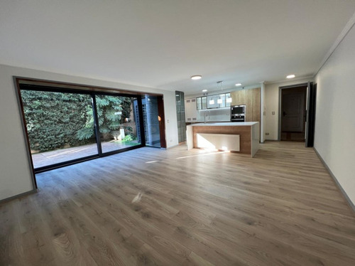 1º Piso Con Patio Y 100% Remodelado