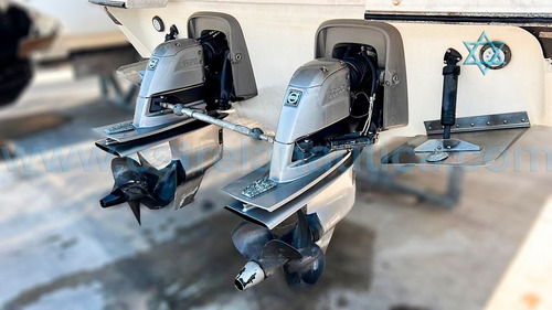 Imagem 3 de 4 de Lancha Phantom 360 Barco Iate N Ferreti Azimut Intermarine