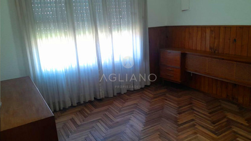 Alquiler Casa 3 Ambientes En Barrio San Carlos