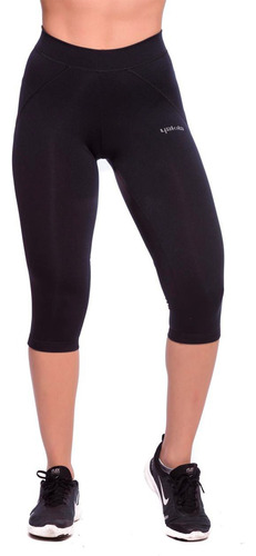 Calza Capri Pescadora Deportiva Mujer Yakka Lycra