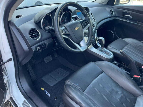 Imagem 6 de 15 de Chevrolet Cruze 1.8 Lt 16v Flex 4p Automático 2014