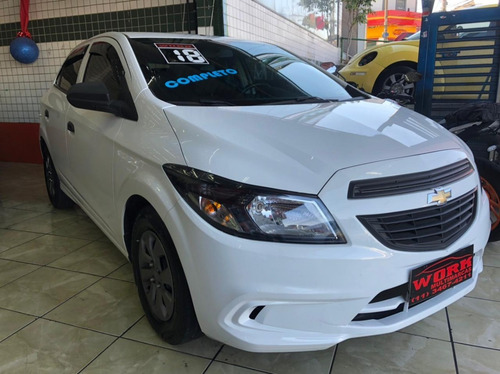 Imagem 2 de 8 de Chevrolet Onix Joy 1.0 Branco