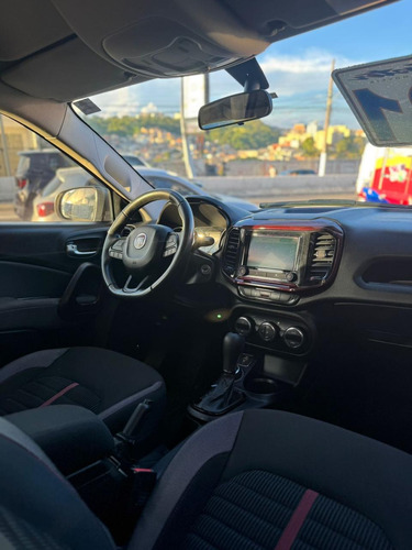 Fiat Toro 2.0 Freedom 4x4 Aut. 4p 9 marchas